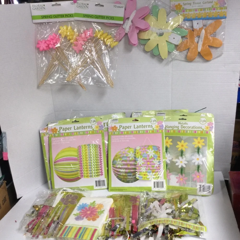Pastel Party Decoration Set with Lanterns Banners Floral Tissue Garlands & Picks